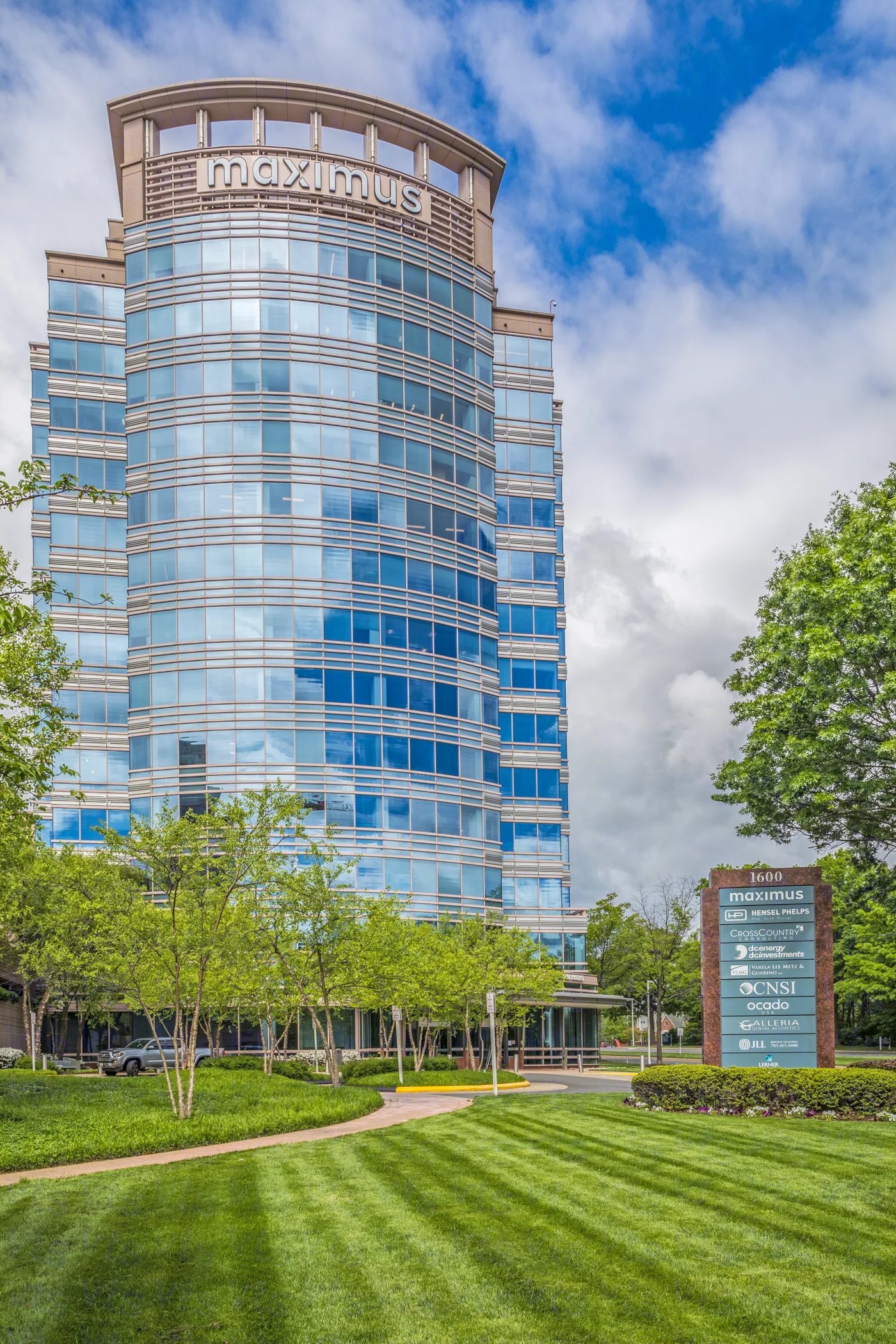 1600 Tysons &mdash; Roof Condition Survey & Report