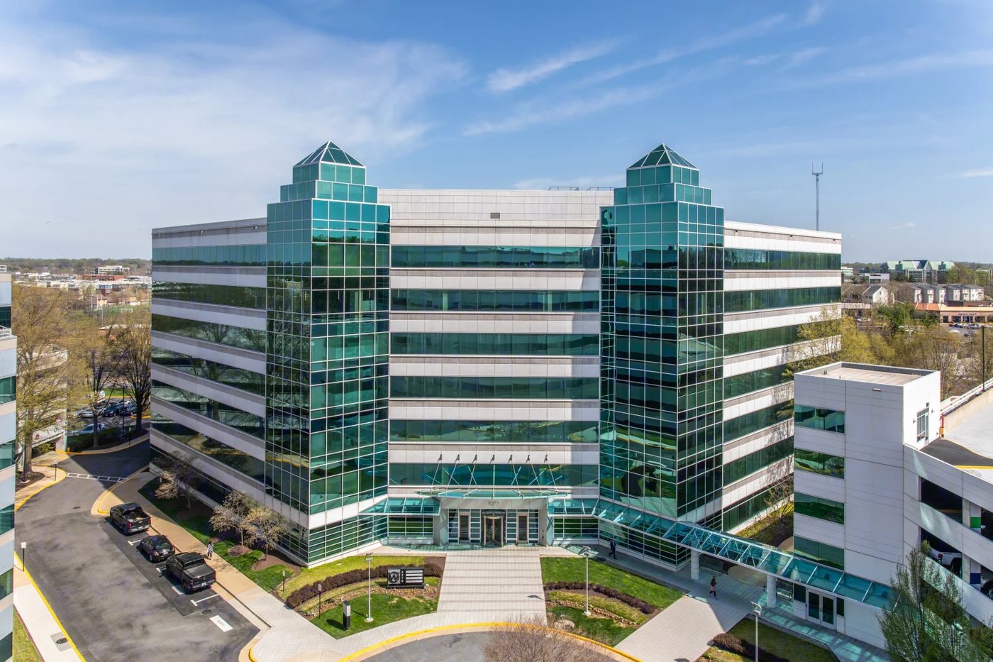 Willow Oaks Corporate Center &mdash; Moisture Intrusion, Site Design & Fa&ccedil;ade Restoration Analysis